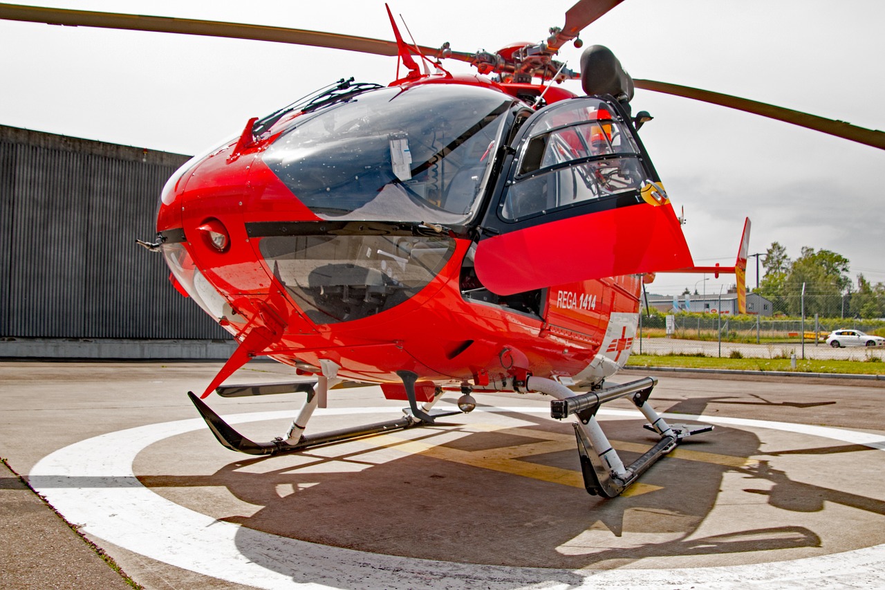eurocopter-1147113_1280.jpg